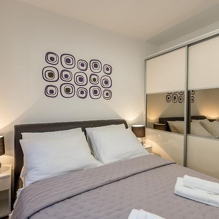 Madrugada Apartments Stari Grad  Extérieur photo
