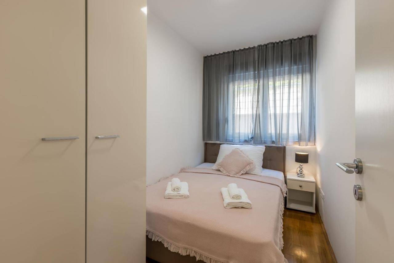 Madrugada Apartments Stari Grad  Extérieur photo