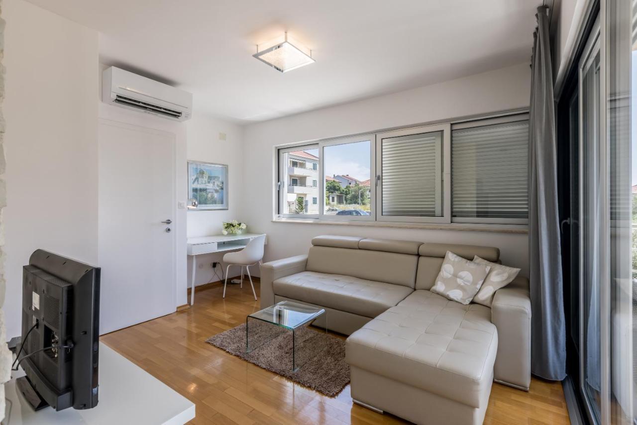 Madrugada Apartments Stari Grad  Extérieur photo