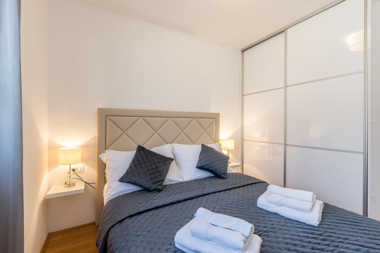 Madrugada Apartments Stari Grad  Extérieur photo
